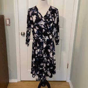 Simply Vera Dress